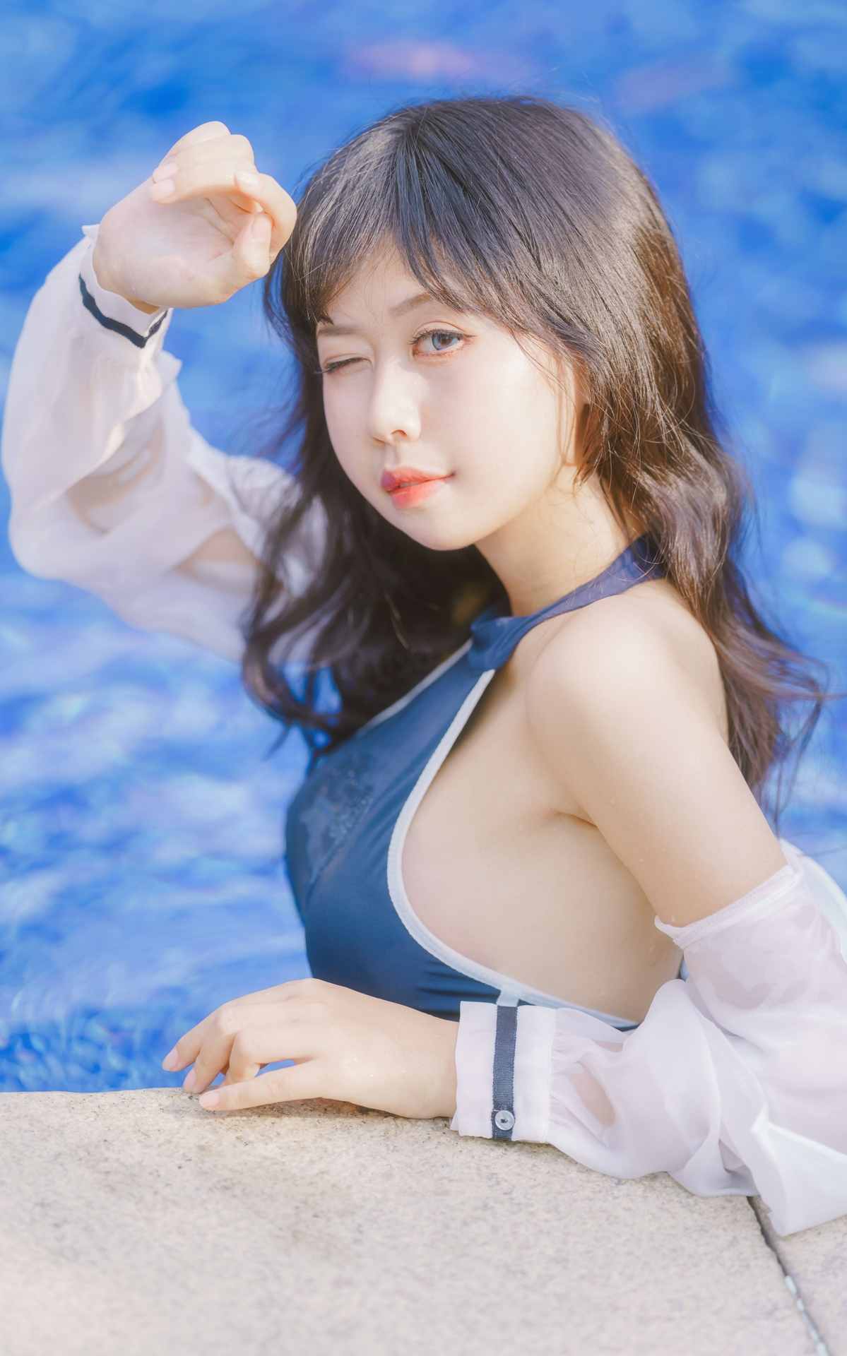萌芽儿o0竞泳 得体社